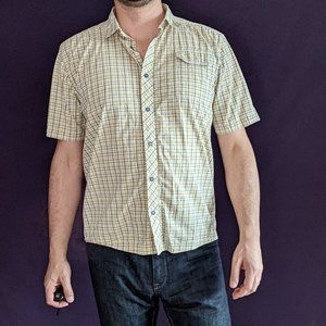 Under Armour Short Sleeve Shirt